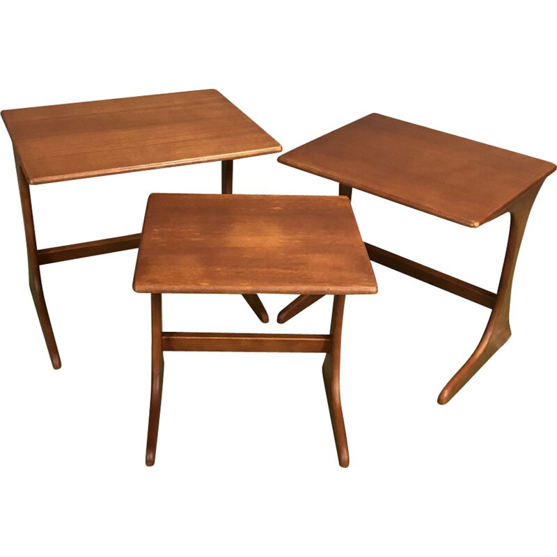 Set of 3 nesting tables in teak