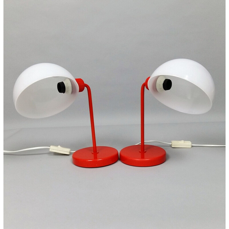 Set of 2 red & white vintage lamps