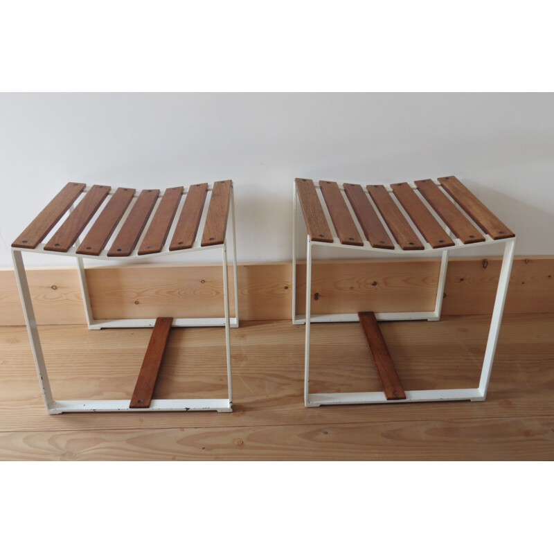 Set of 2 vintage stools in teak