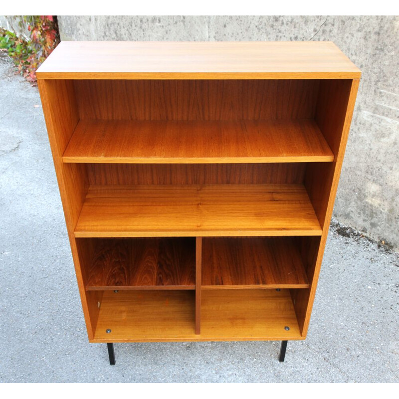 Vintage French bookcase with 4 levels