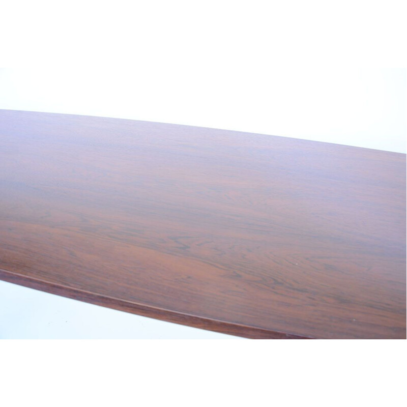 Vintage dining table in Rio rosewood