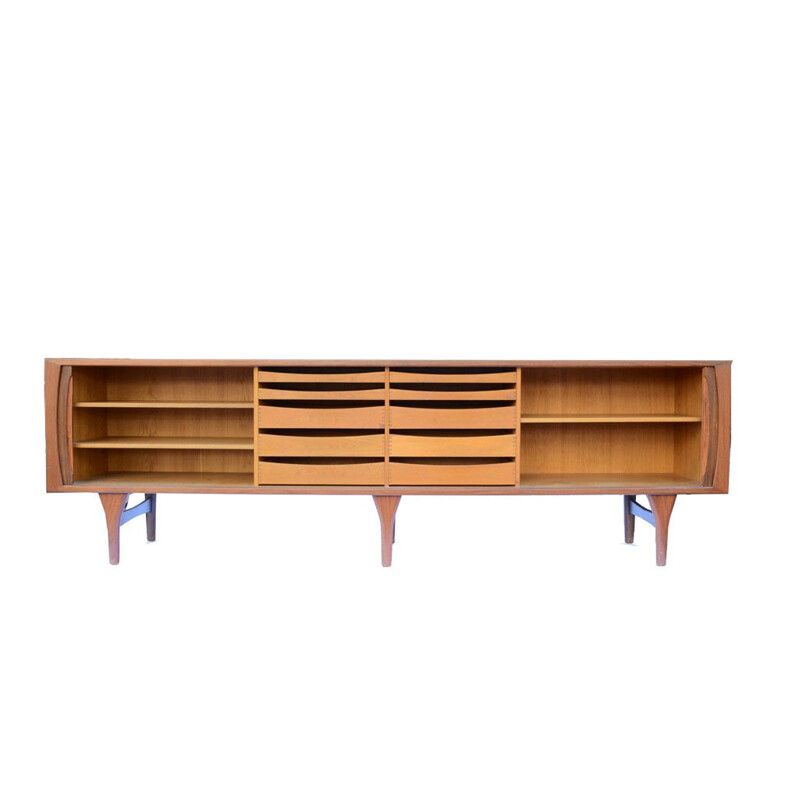 Vintage sideboard in rosewood by Henning Kjaernulf