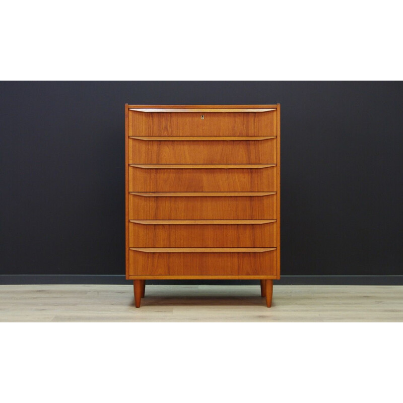 Vintage Danish design cabinet in teak