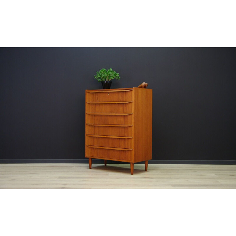 Vintage Danish design cabinet in teak