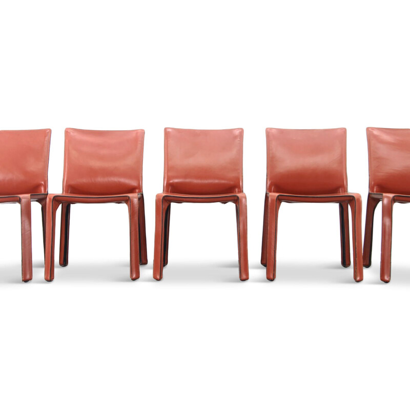 Suite de 6 chaises vintage en cuir rouge Mario Bellini 1977
