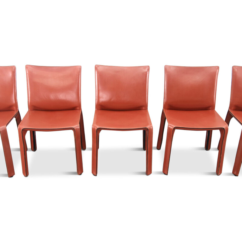 Suite de 6 chaises vintage en cuir rouge Mario Bellini 1977