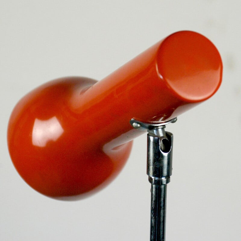 Lampadaire vintage orange conçu par LAD Team 1966