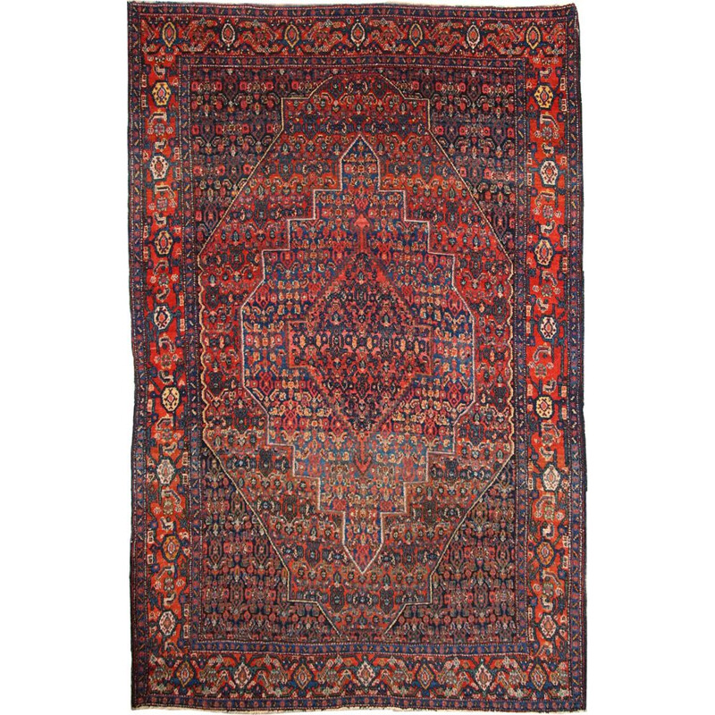 Vintage handmade Persian Senneh rug 