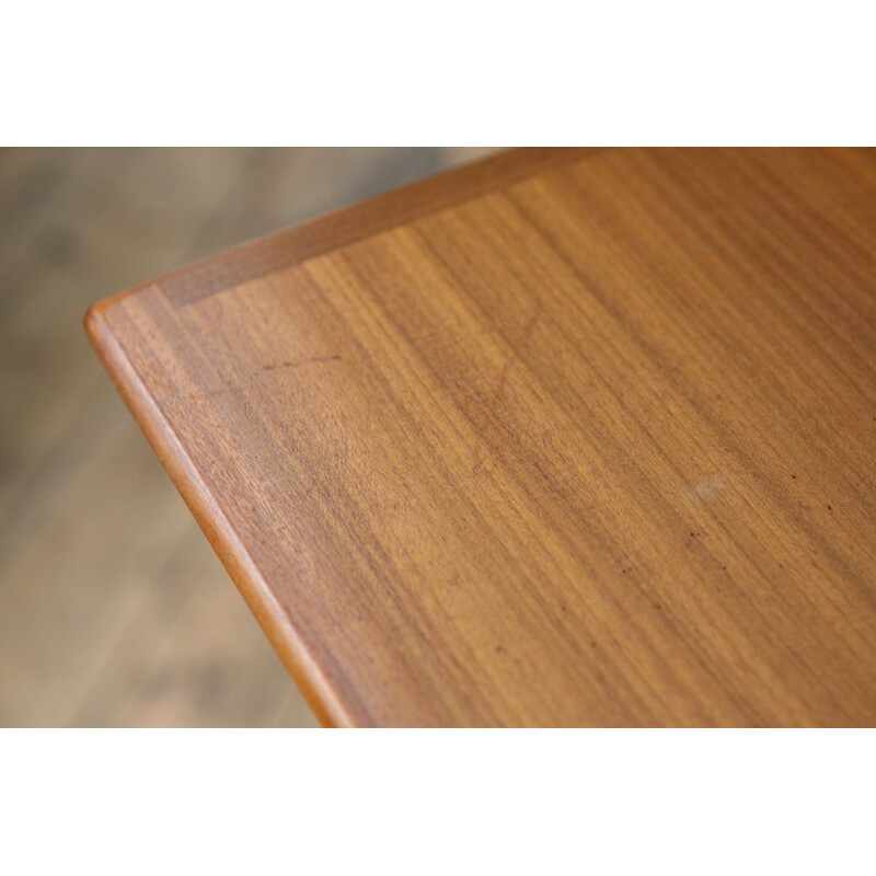 Vintage extendable Scandinavian dining table in teak