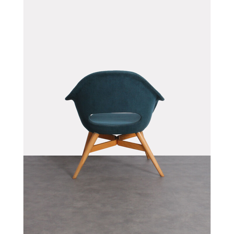 Paire de fauteuils vintage bleus par Miroslav Navratil