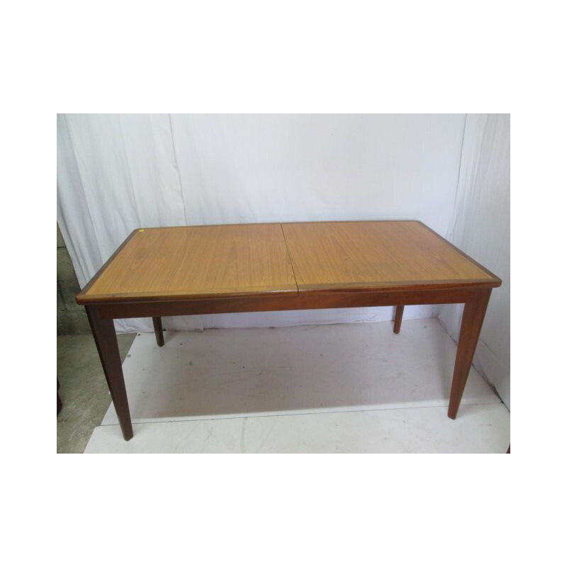 Vintage extendable dining table in teak