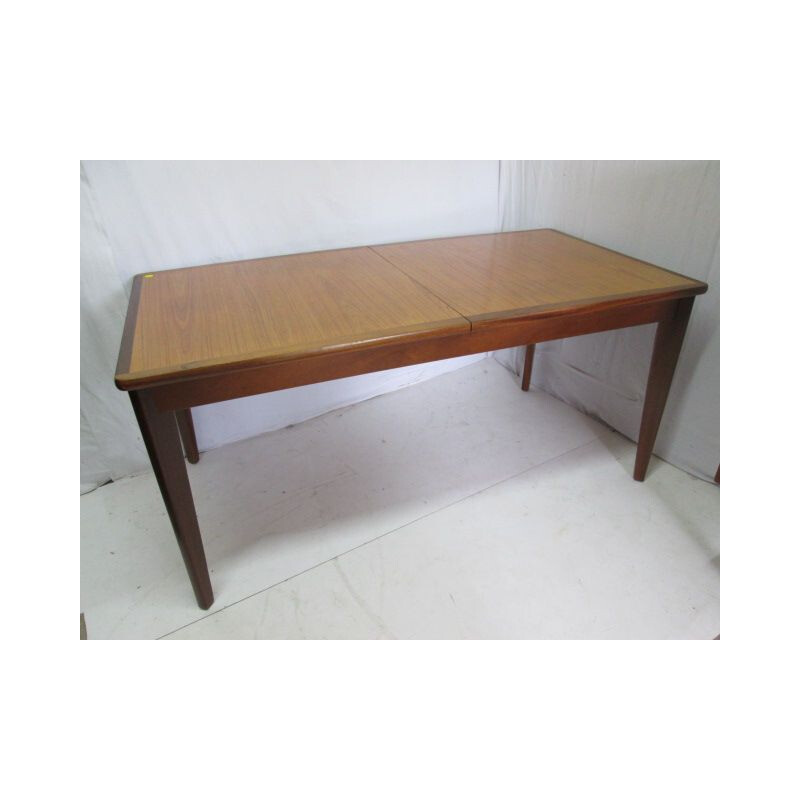 Vintage extendable dining table in teak