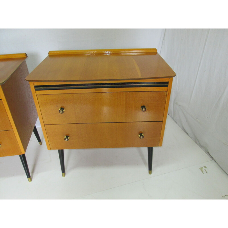 Set of 2 vintage night stands in oakwood