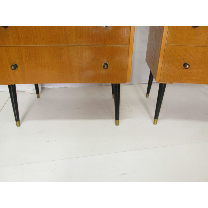 Set of 2 vintage night stands in oakwood