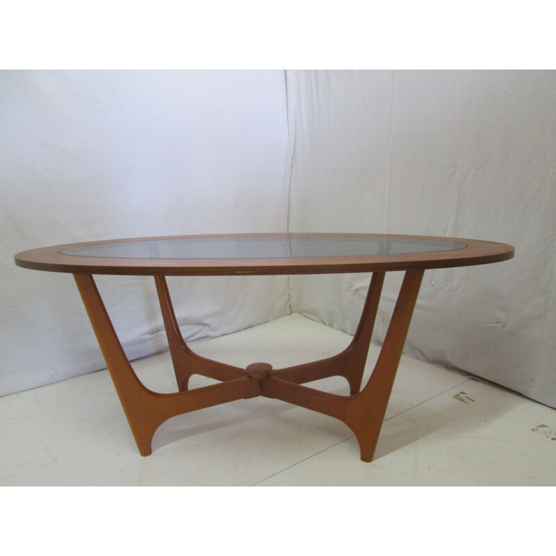 Vintage oval coffee table in teak