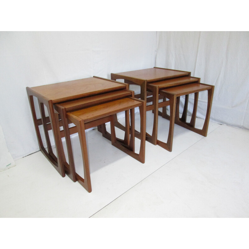 Set of 2 vintage nesting tables in teak