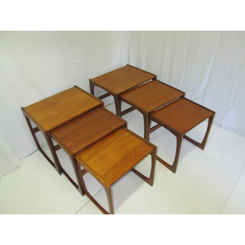 Set of 2 vintage nesting tables in teak