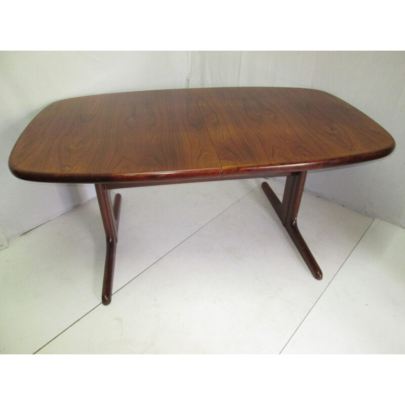 Vintage oval dining table in teak