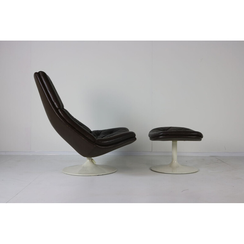 Vintage tulip lounge chair with footstool by Geoffrey Harcourt for Artifort