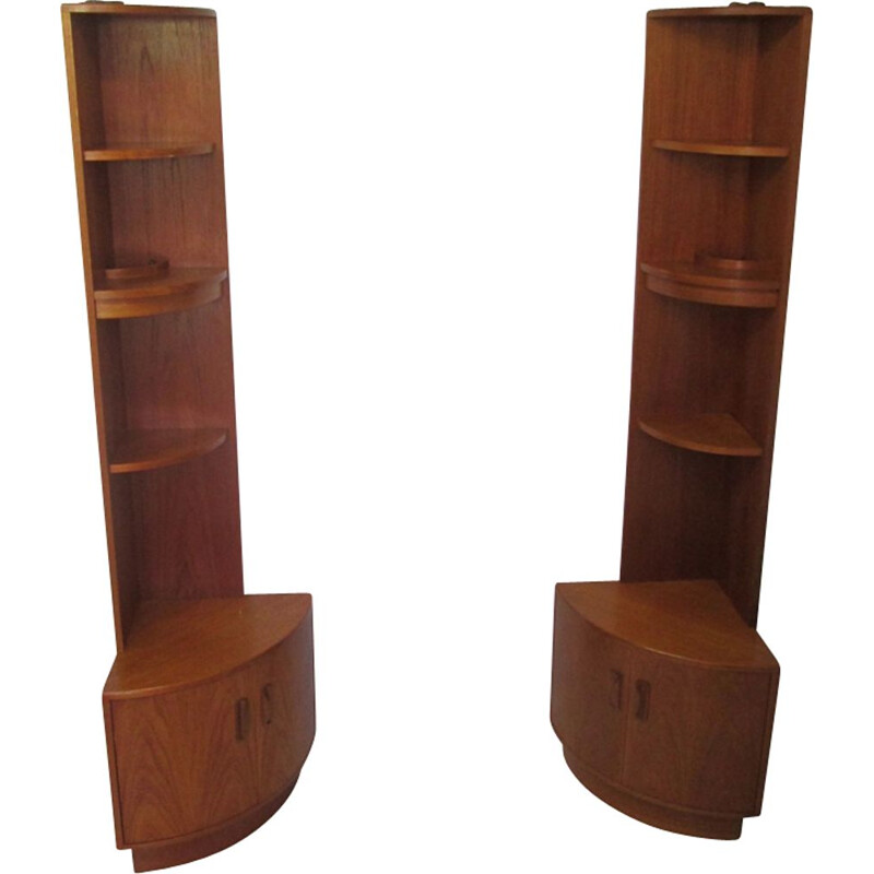 Set of 2 vintage corner cabinets in teak