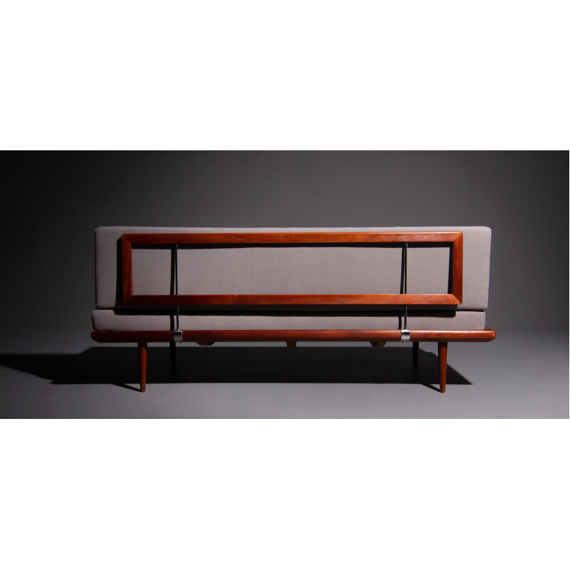 Vintage Peter Hvidt daybed 1960