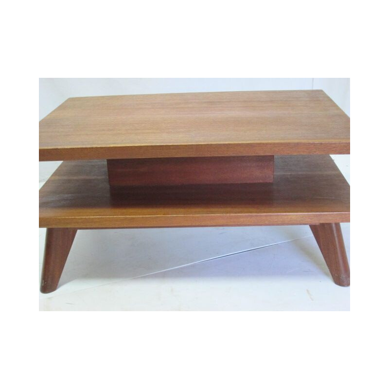 Vintage coffee table in teak