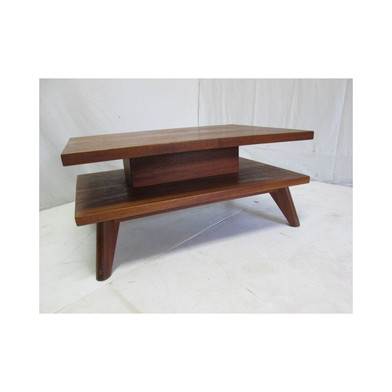 Vintage coffee table in teak