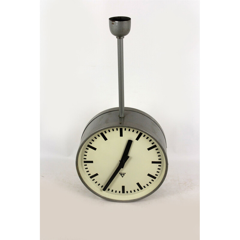 Vintage railway clock from Pragotron