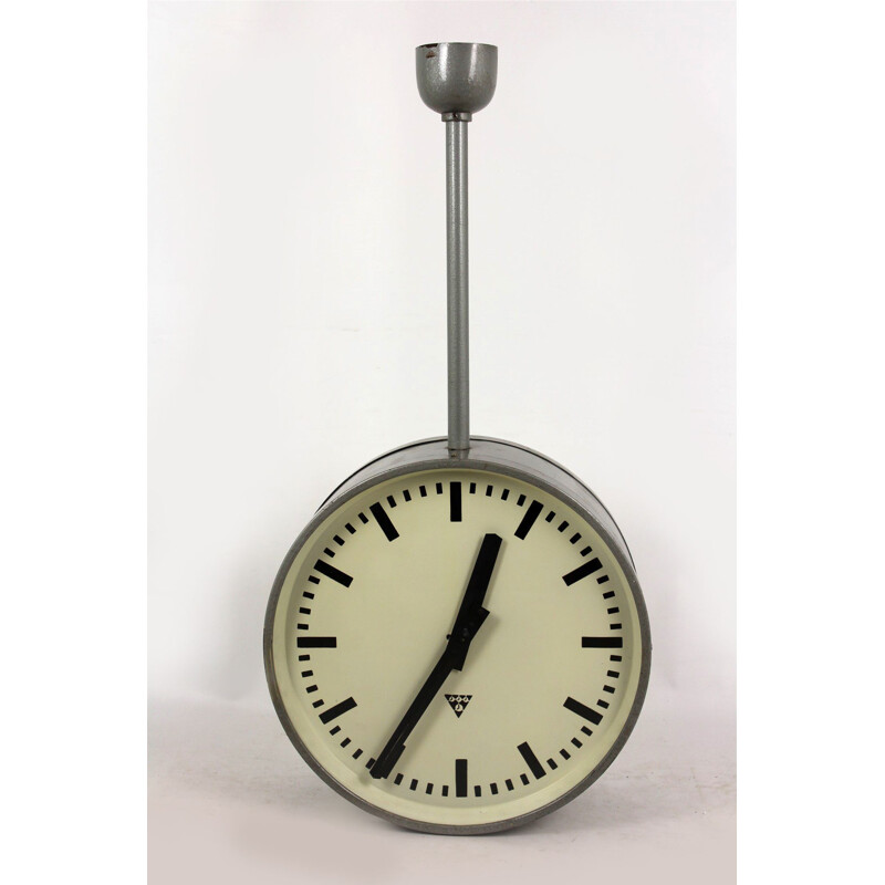 Vintage railway clock from Pragotron