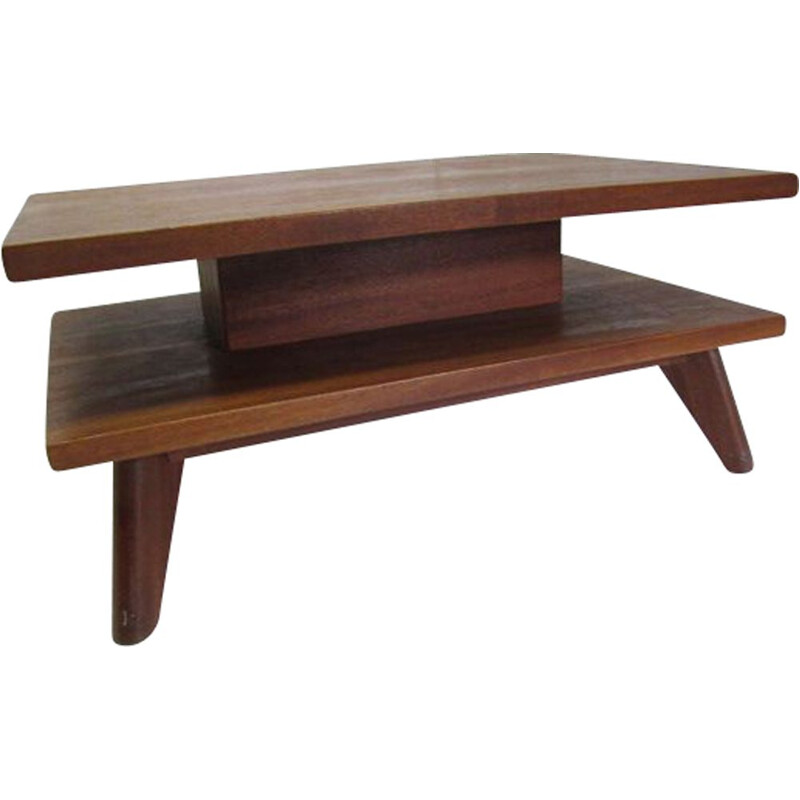 Vintage coffee table in teak