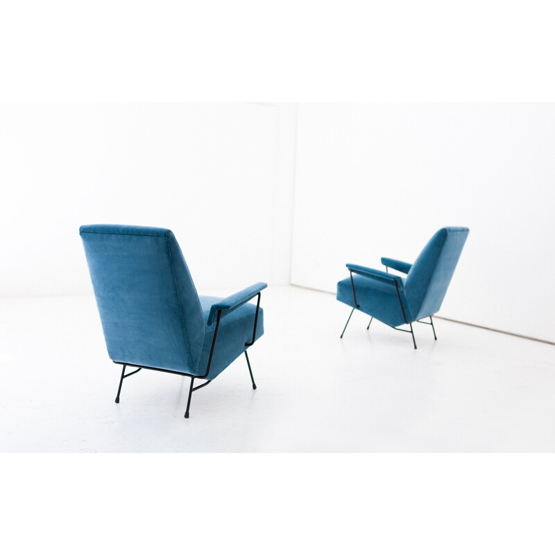 Paire de fauteuils vintage bleus en velours italien 1950