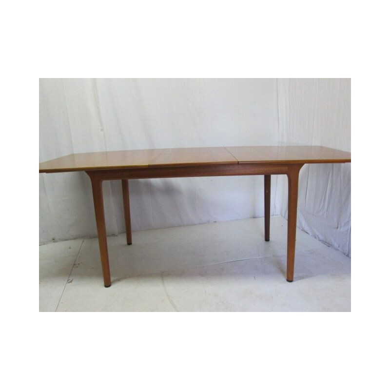 Vintage extendable dining table in teak by Mc Intosh