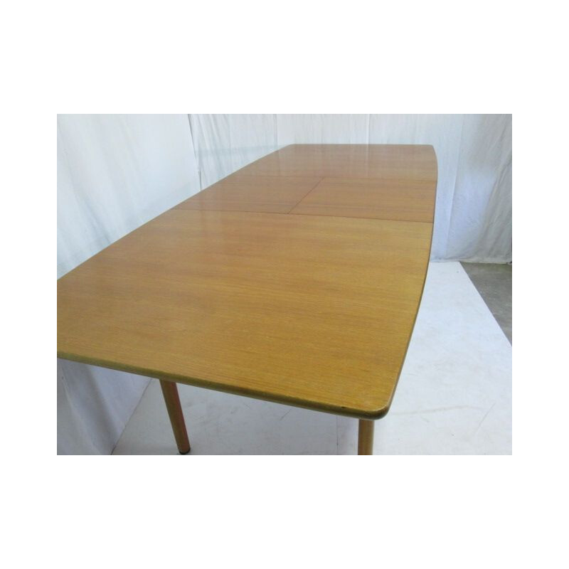 Vintage extendable dining table in teak by Mc Intosh