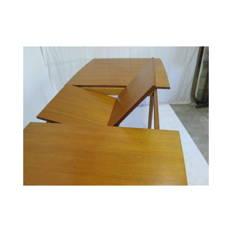 Vintage extendable dining table in teak by Mc Intosh