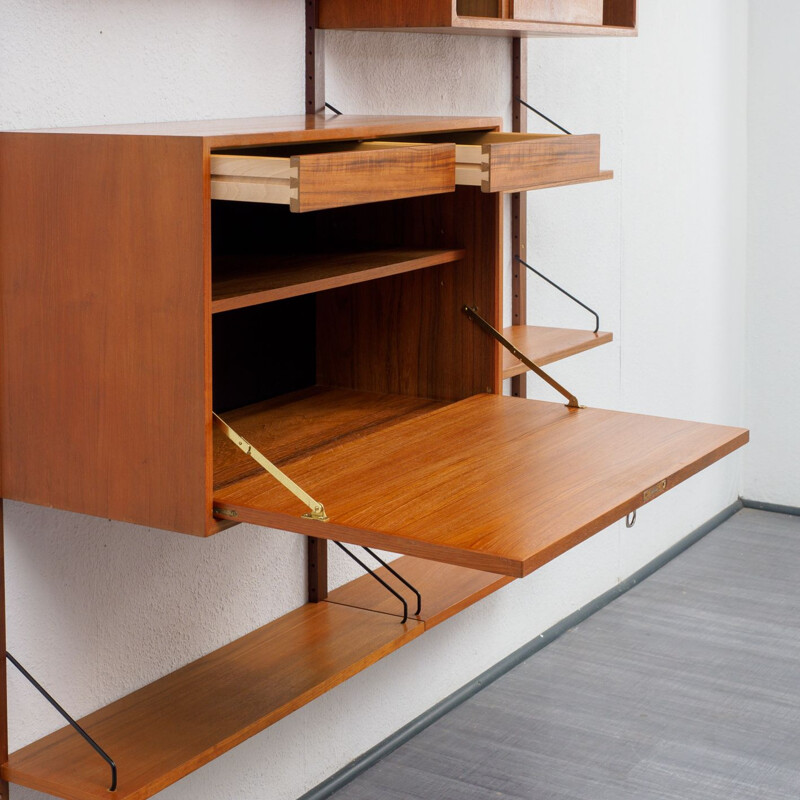 Vintage Danish shelving system in teak by Poul Cadovius