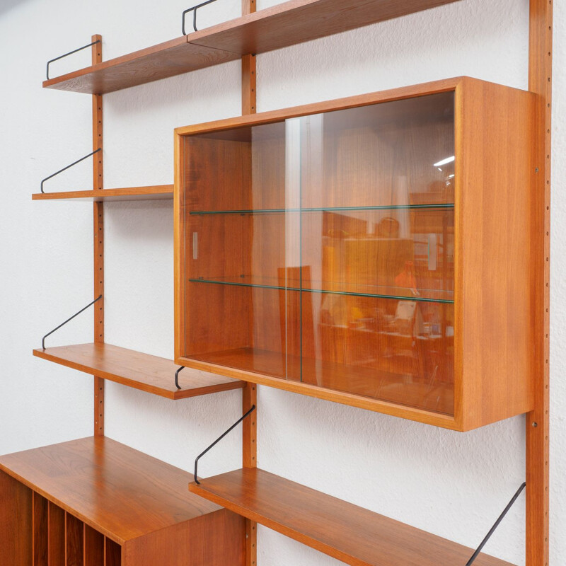 Vintage shelving system in teak by Poul Cadovius for Cado