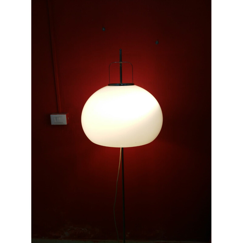 Vintage floor lamp "Lucerna" by Harvey Guzzini for Guzzini