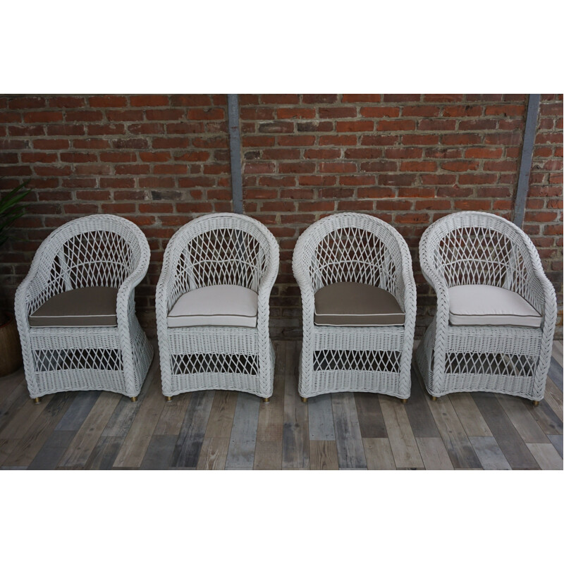 Set of 4 vintage armchairs in white lloyd loom