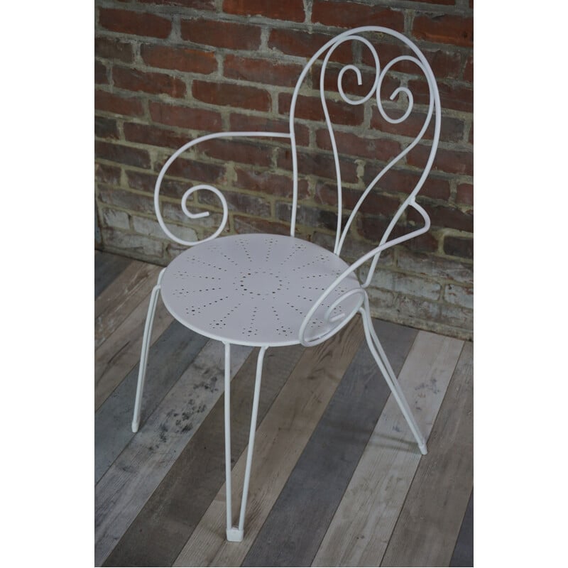 Vintage white iron chair