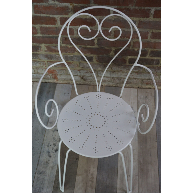 Vintage white iron chair