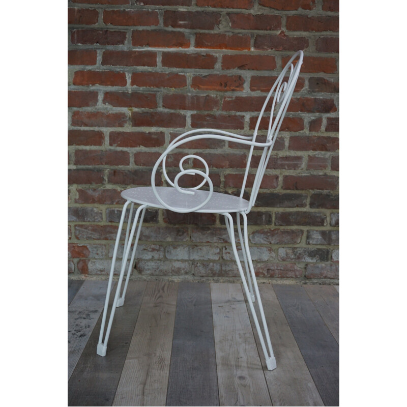 Chaise vintage en fer forgé blanc