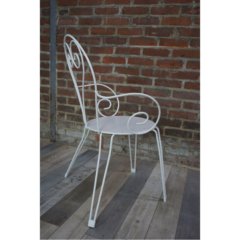 Chaise vintage en fer forgé blanc