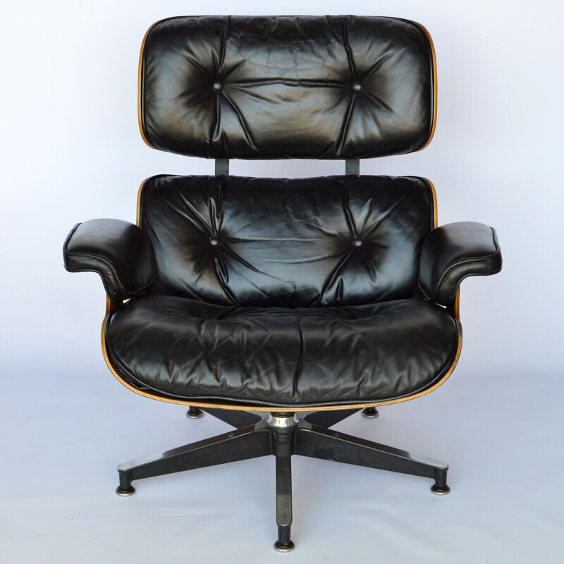 Fauteuil lounge et ottoman noir en palissandre, Eames pour Herman Miller 1979