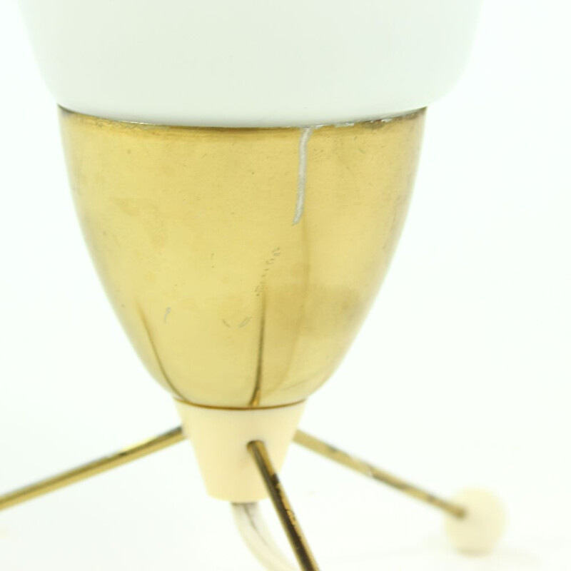 Vintage table lamp in white opaline glass and brass