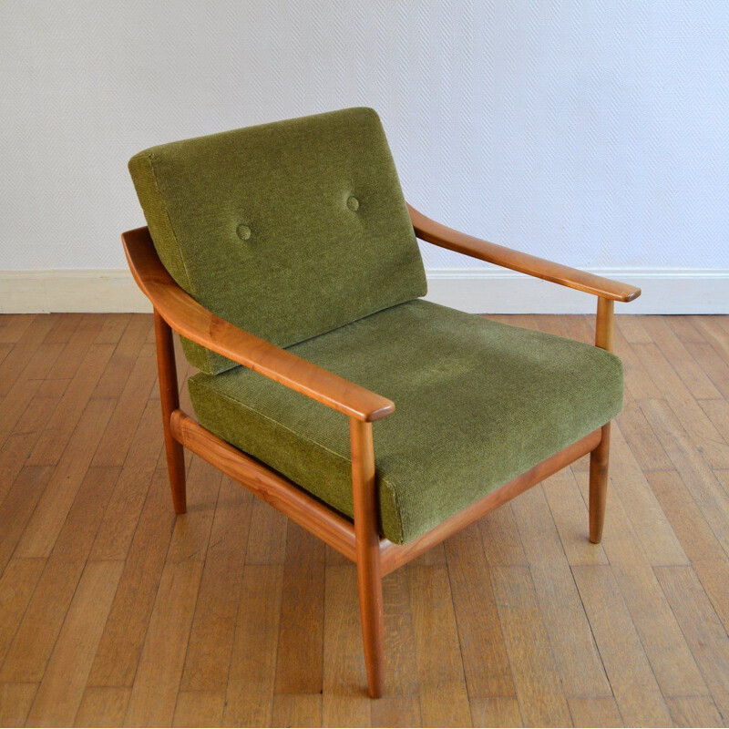 Vintage chair by Wilhelm Knoll