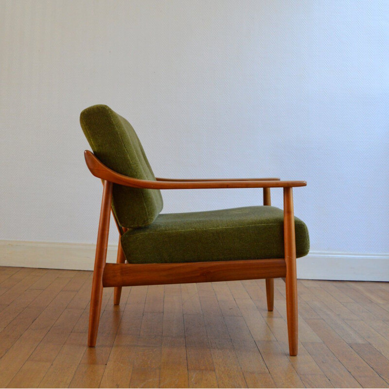 Vintage chair by Wilhelm Knoll