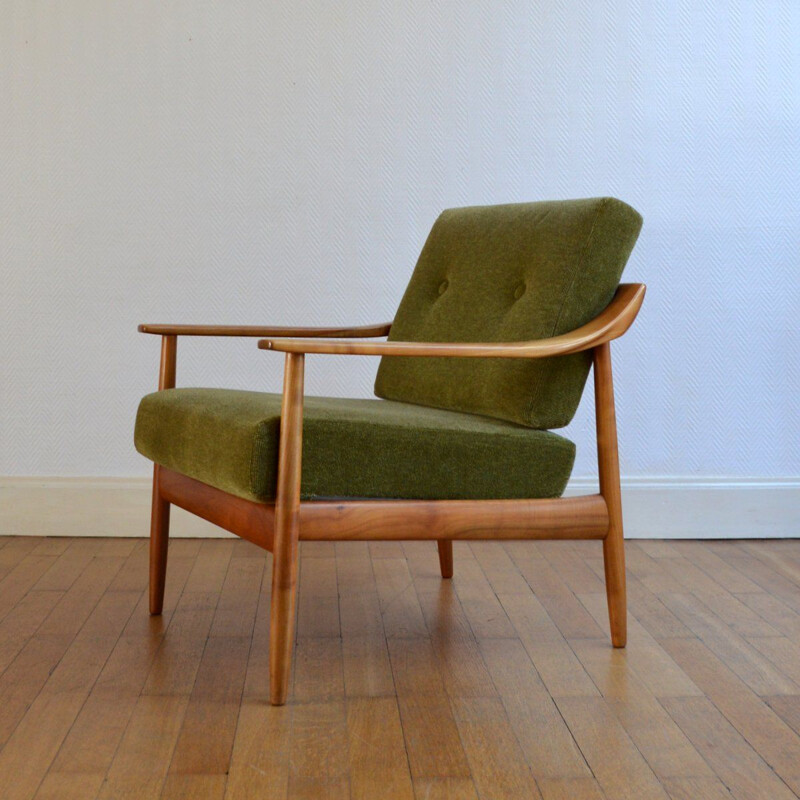 Vintage chair by Wilhelm Knoll