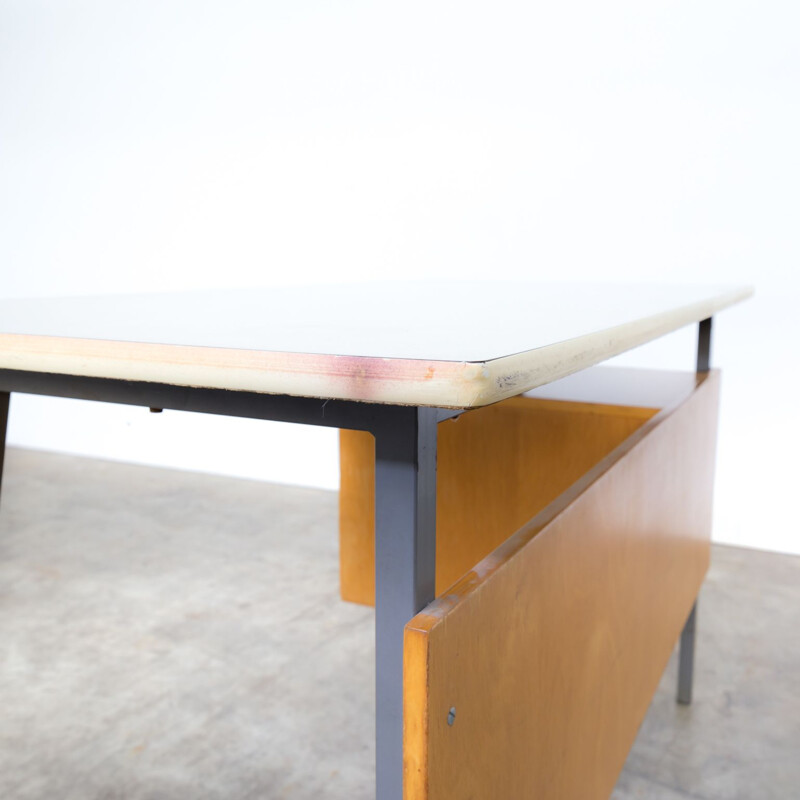 Vintage writing desk in metal and wood with formica top