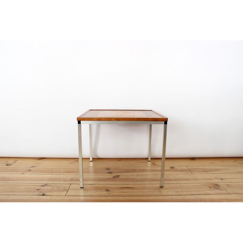 Checkerboard coffe table with Reversible tray in Rio rosewood