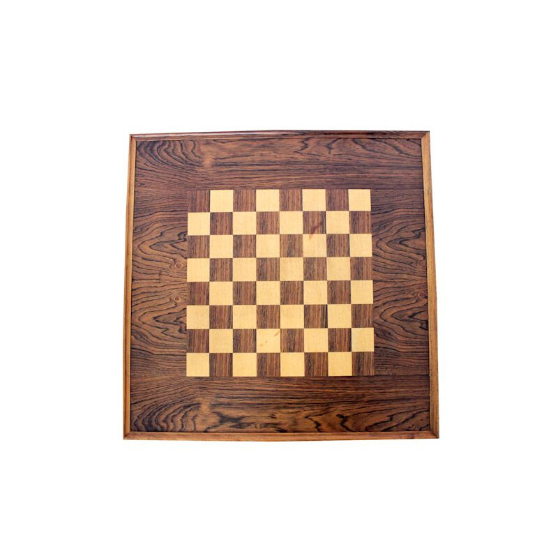 Checkerboard coffe table with Reversible tray in Rio rosewood